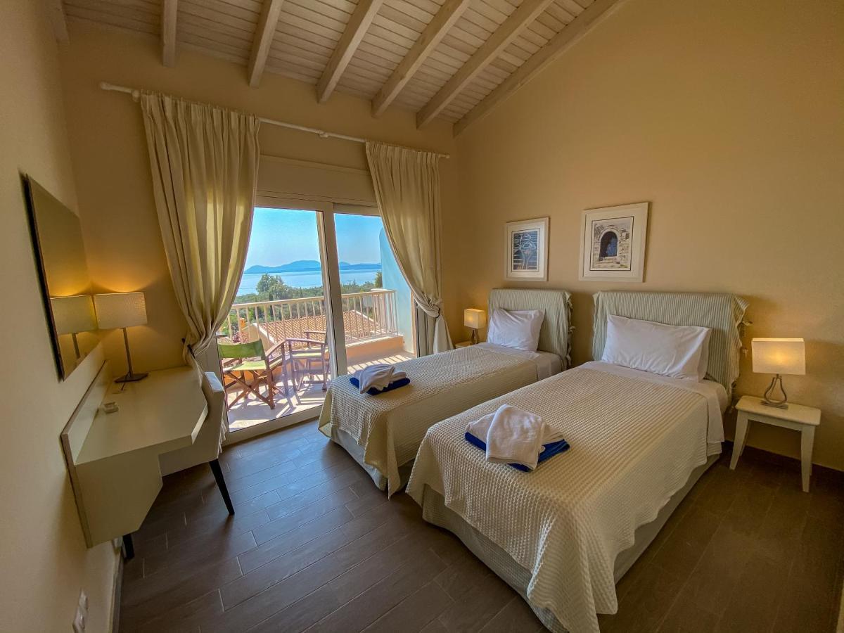 La Riviera Barbati Seaside Apartments & Villas Exterior photo