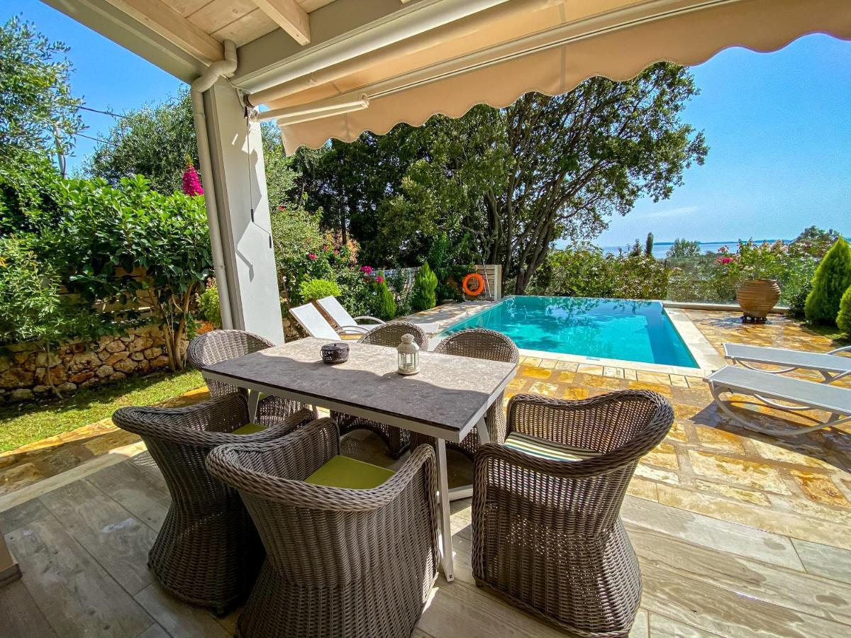 La Riviera Barbati Seaside Apartments & Villas Exterior photo